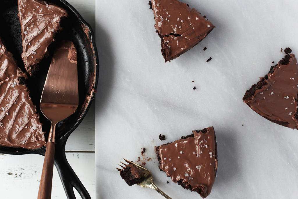 Salted Cast Iron Brownie, as easy as one bowl, one measure cup and spoon.