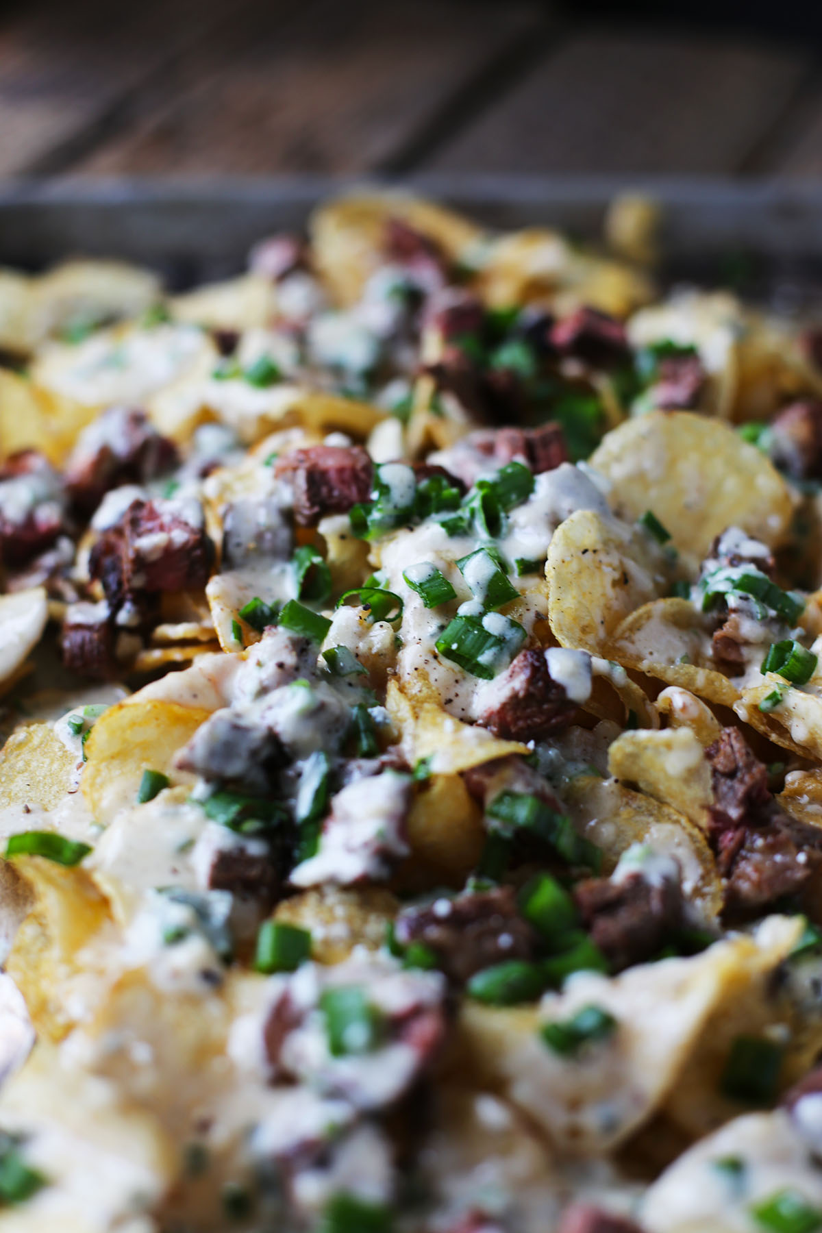 Steak and Gorgonzola Potato Chip Nachos