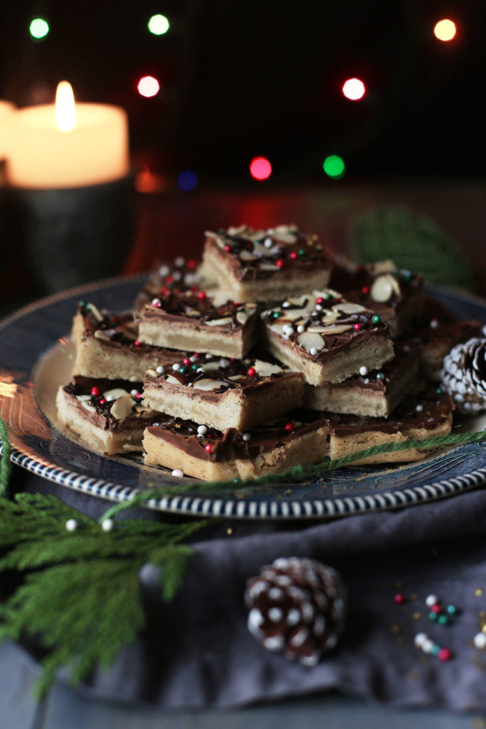 Almond Roca Cookie Bars