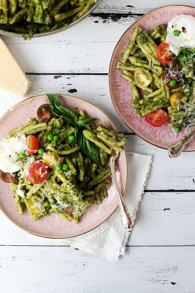 Fresh Pea and Pistachio Pesto Pasta