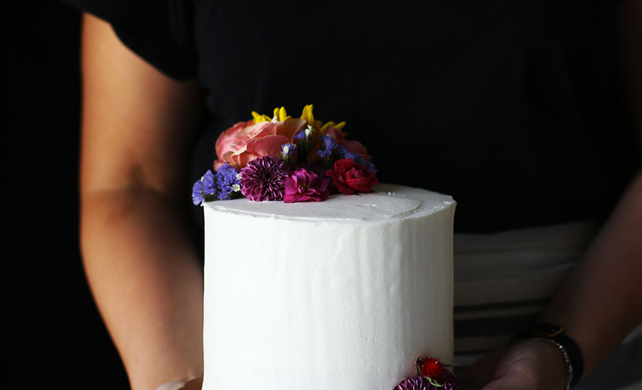 The Cake Decorating Company - We're still not over Edible Flowers