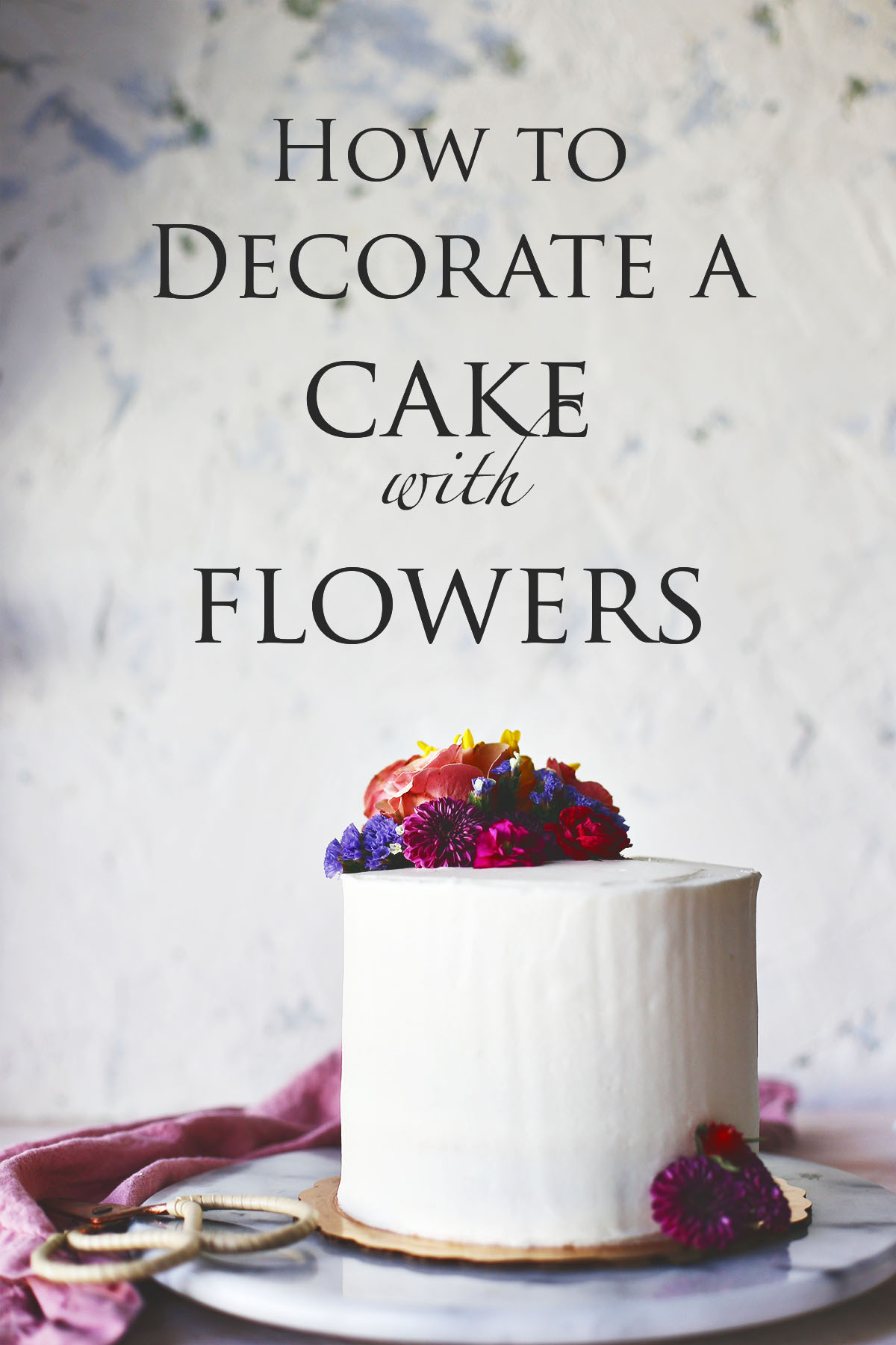 How do you Make Simple Flower Cake Decorations