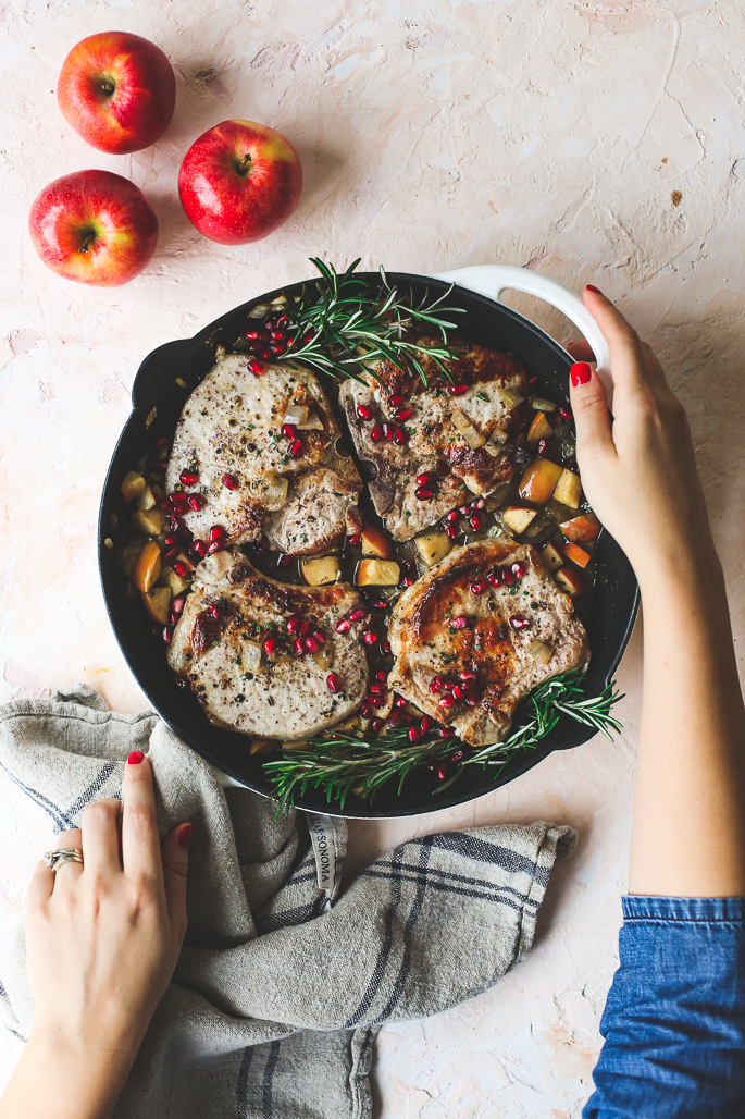 Apple Rosemary Pork Chops